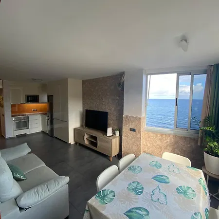 Seaside In Playa Del Aguila *